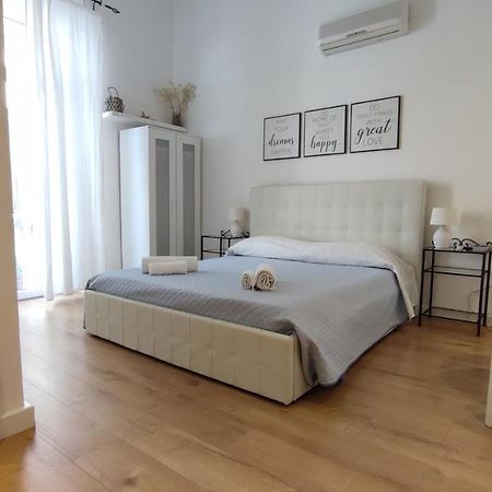 Bed and Breakfast Living Cagliari Marina Zewnętrze zdjęcie
