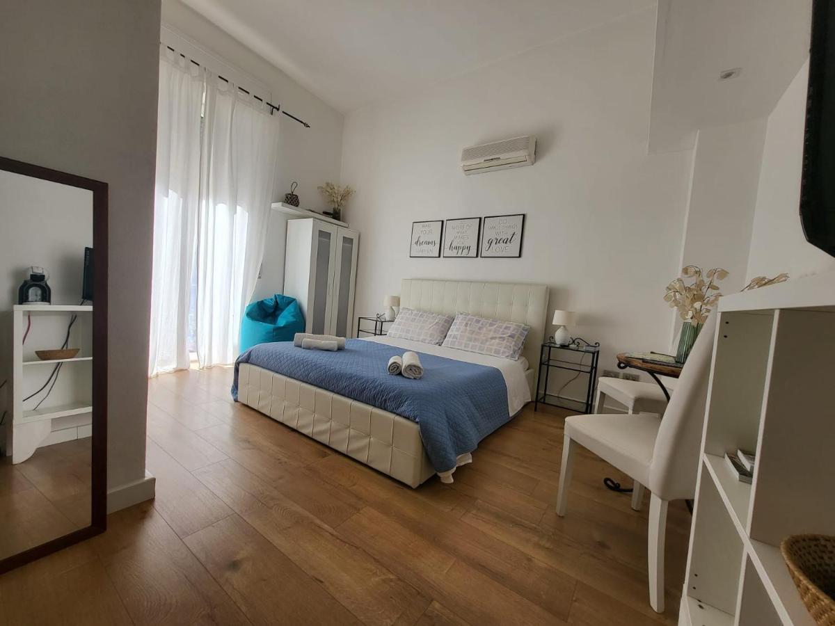 Bed and Breakfast Living Cagliari Marina Zewnętrze zdjęcie
